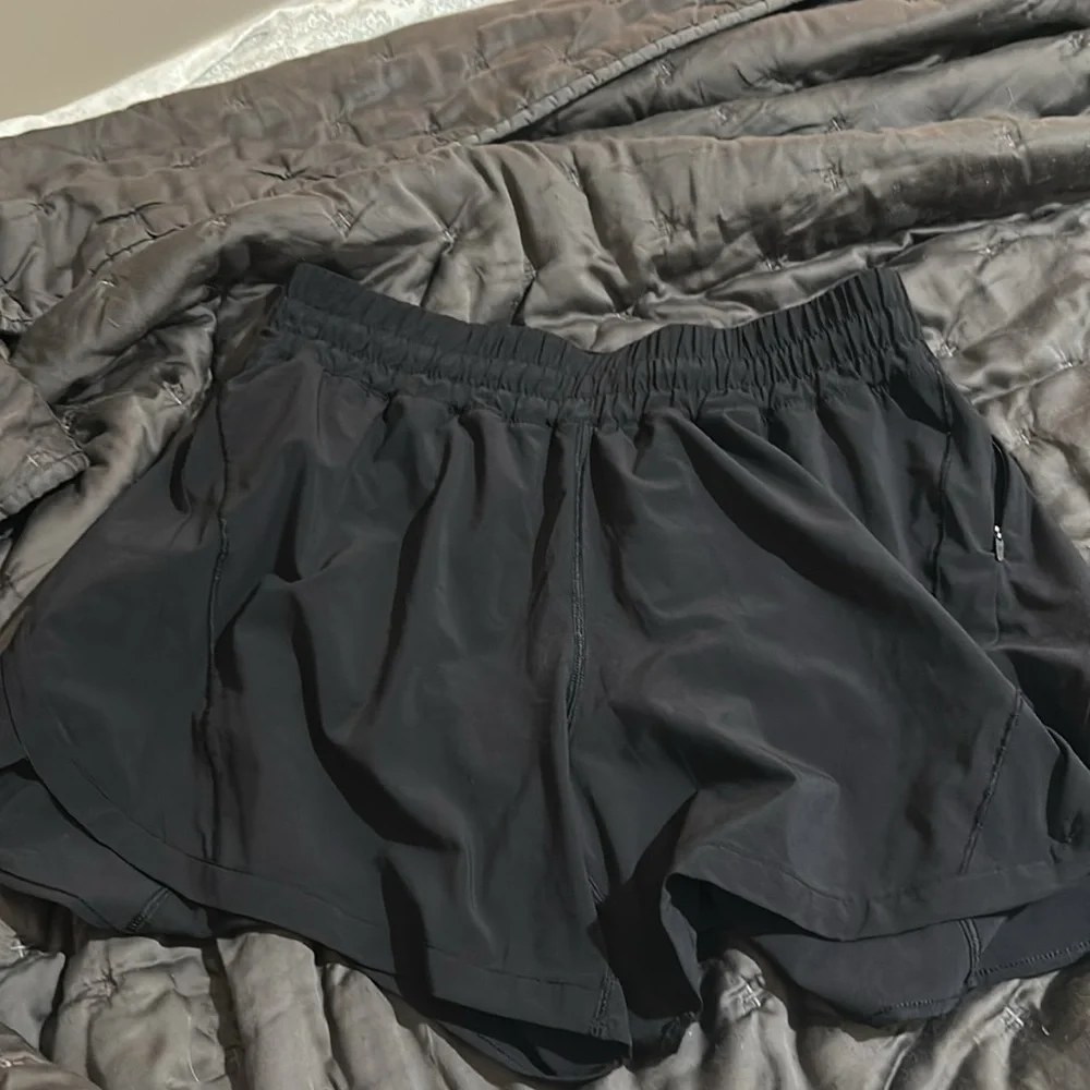 Lululemon black track that 5 short